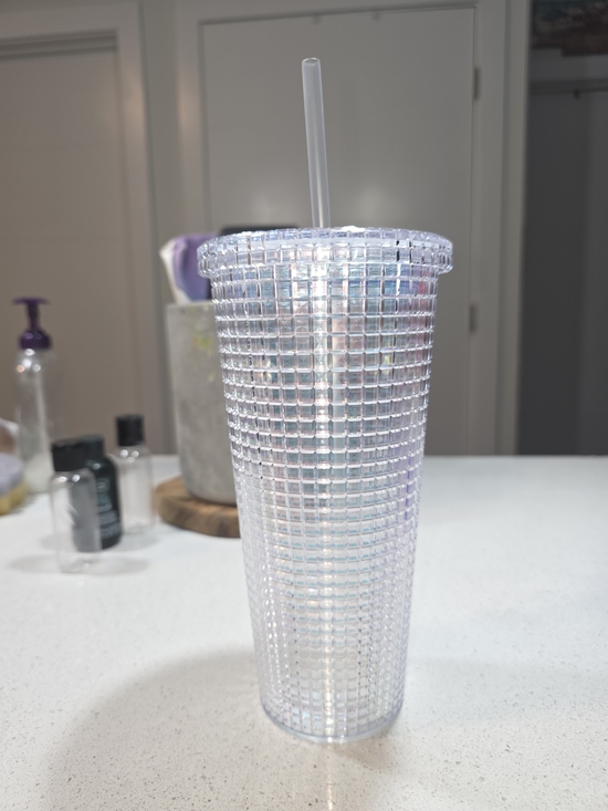 Other - Iridescent Textured Tumbler with Straw - White/Clear